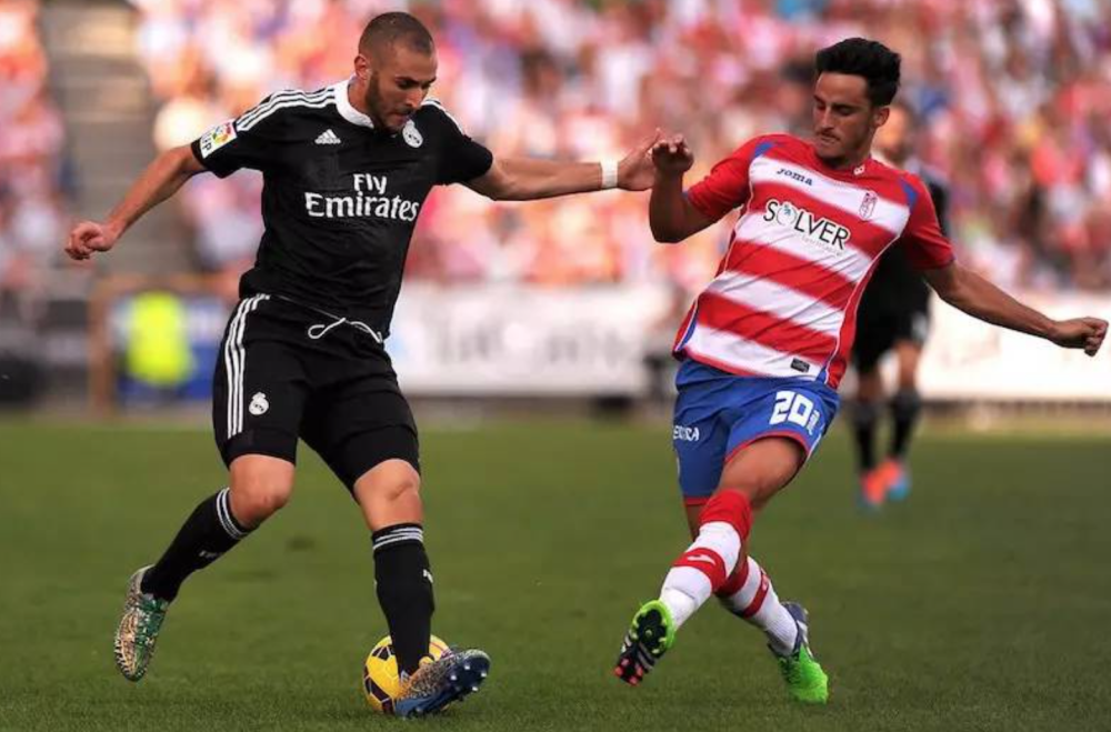  慕尼黑德比战平局收场，双方各取一分  