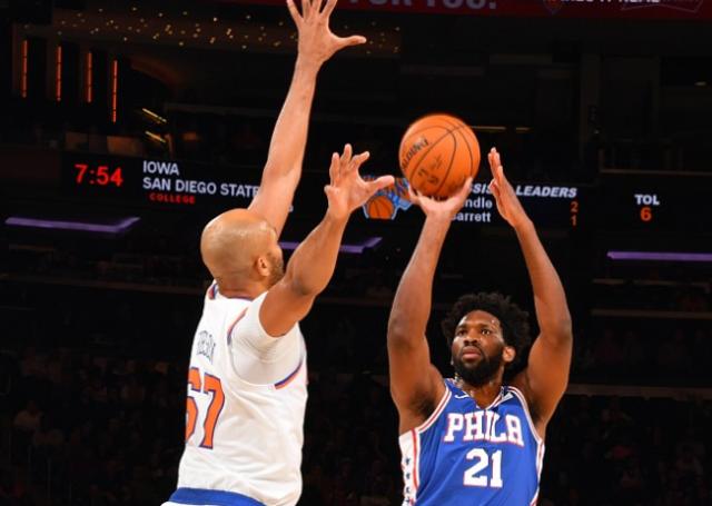  恩比德复出砍45+16，76人加时险胜尼克斯  